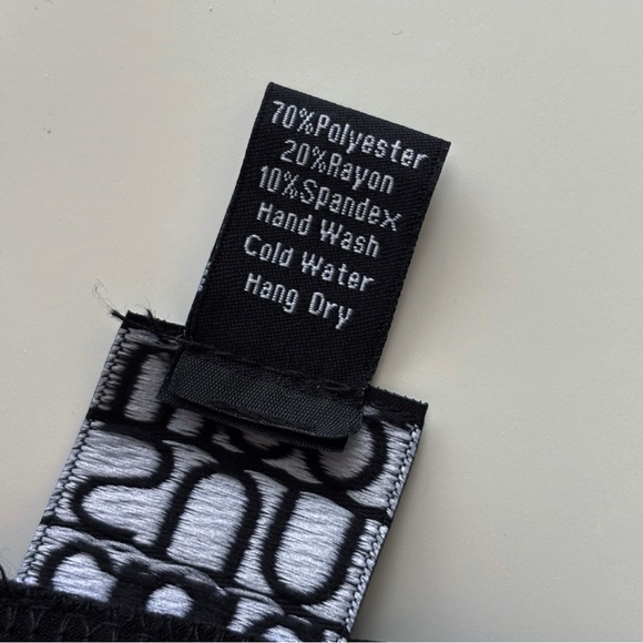 Clara Sunwoo Drape Tunic Cardigan Sweater XL Black Asymmetrical - Picture 7 of 7